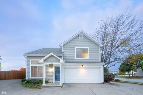 767 Mountain Pine Dr, Greenwood, IN 46143