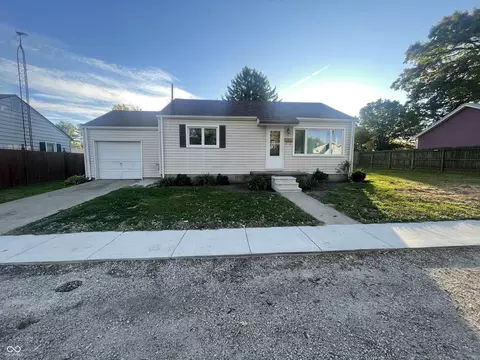 303 Voorhees St, Rockville, IN 47872