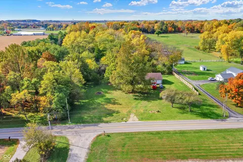 1548 N Franklin Rd, Greenwood, IN 46143