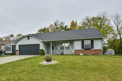 378 Longfellow Ct, Greenfield, IN 46140