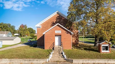 8402 E County Rd 200 S, New Point, IN 47263