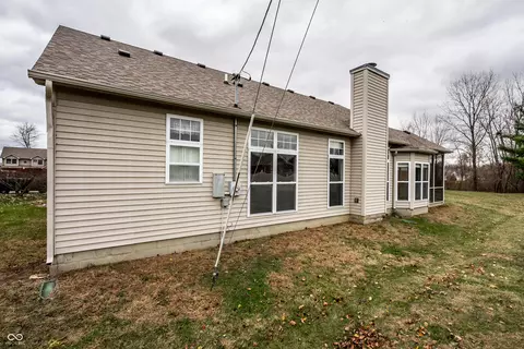 Exterior - 275 Linden Ct, Pendleton, IN 46064 photo 6 of 7