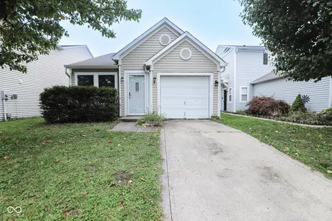 1280 Odell Ln, Greenwood, IN 46143