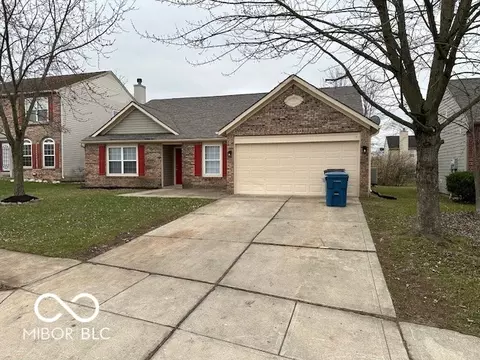 11051 Falls Church Dr, Indianapolis, IN 46229