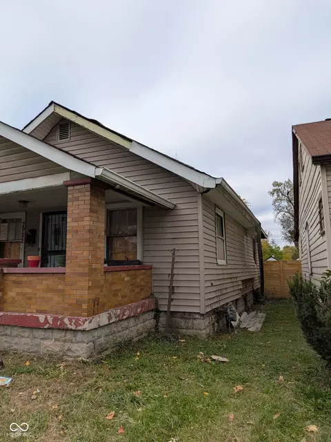 2922 N Sherman Dr, Indianapolis, IN 46218