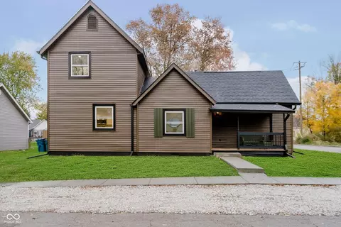 907 S Ohio St, Sheridan, IN 46069