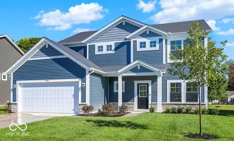 7072 Jackson Dr, Cumberland, IN 46229