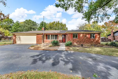 7694 Poplar Rd, Brownsburg, IN 46112