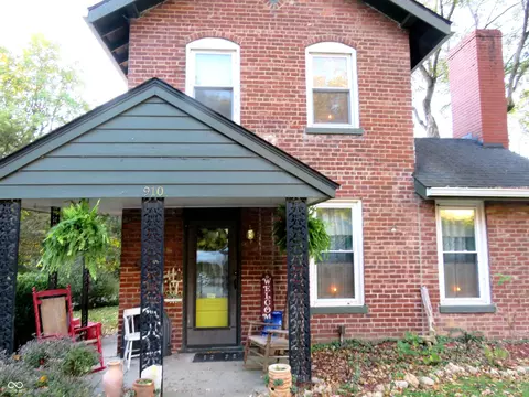 Exterior - 910 E 2nd St, Madison, IN 47250 photo 14 of 14