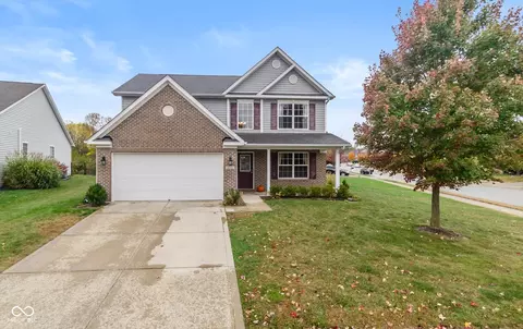 4601 Amesbury Pl, Westfield, IN 46062