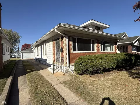 2706 N 13th St, Terre Haute, IN 47804