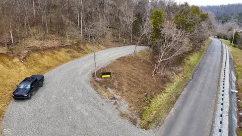 5635 Plum Creek Rd, Vevay, IN 47043