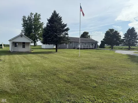 6095 W 1900 N, Elwood, IN 46036