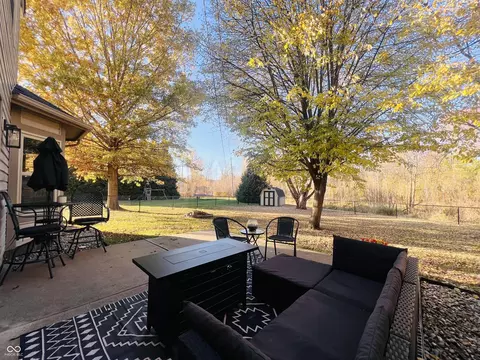 Exterior - 32 Park Ct, Pendleton, IN 46064 photo 4 of 5