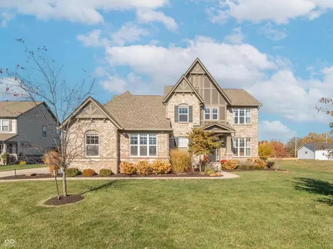 6464 Terrill Ln, Brownsburg, IN 46112