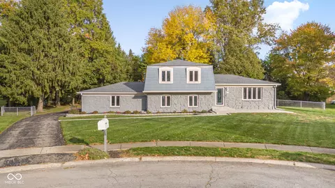 21 Bluebird Ct, Greenfield, IN 46140