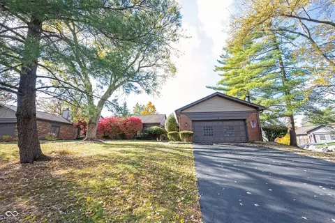 5344 Thicket Hill Ln, Indianapolis, IN 46226