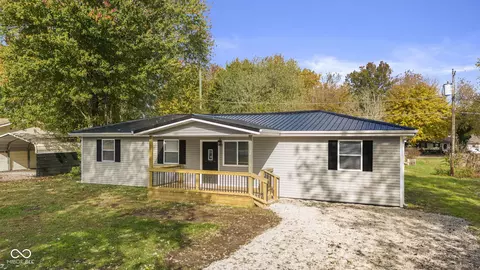 1218 Tibbs St, Austin, IN 47102