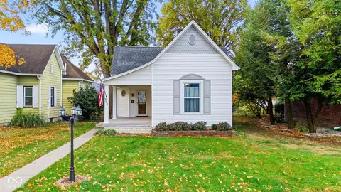 307 W Adams St, Tipton, IN 46072