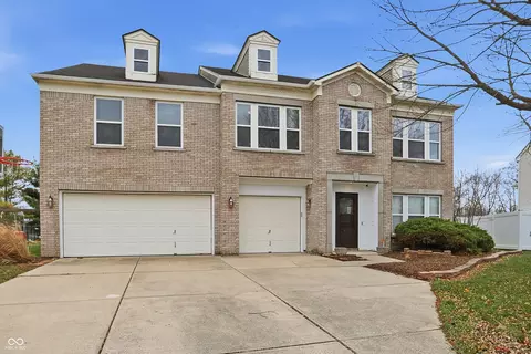 5957 N Attleburg Dr, Mccordsville, IN 46055