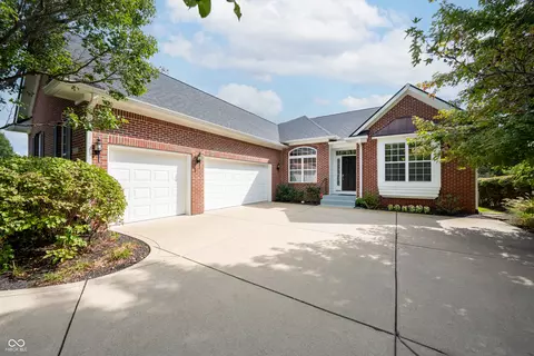 15382 Mission Hills Dr, Carmel, IN 46033