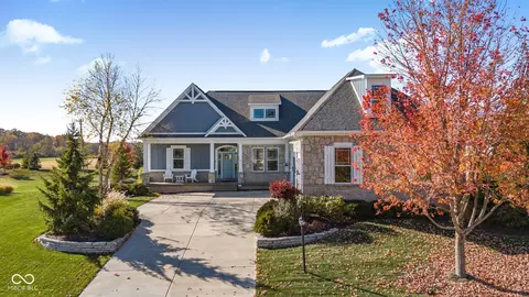 18200 Lakes End Dr, Westfield, IN 46074