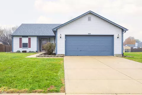 267 Pineview Dr, Mooresville, IN 46158