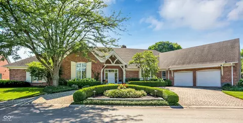 7957 Beaumont Green West Dr, Indianapolis, IN 46250