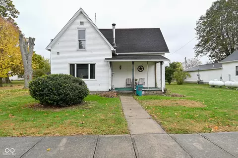 8083 Walnut St, Coatesville, IN 46121