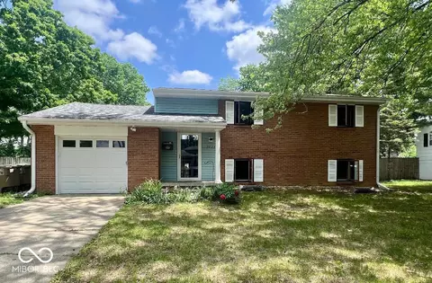 3023 Fairlawn Dr, Columbus, IN 47203