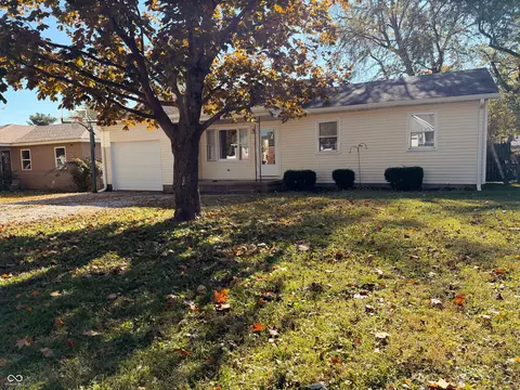 615 W 11th St, Greensburg, IN 47240