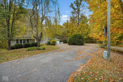 10495 Deer Run, Poland, IN 47868