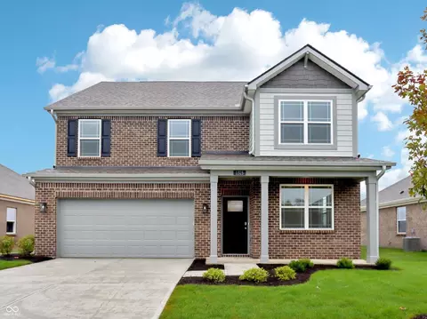 1315 Foxtail Ln, Greenwood, IN 46143