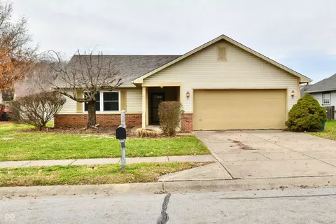 106 Tracy Ridge Blvd, Whiteland, IN 46184