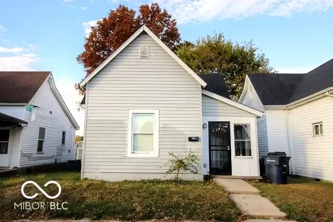 1302 S E St, Elwood, IN 46036