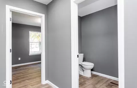 521 W Maple St, Austin, IN 47102 photo 22