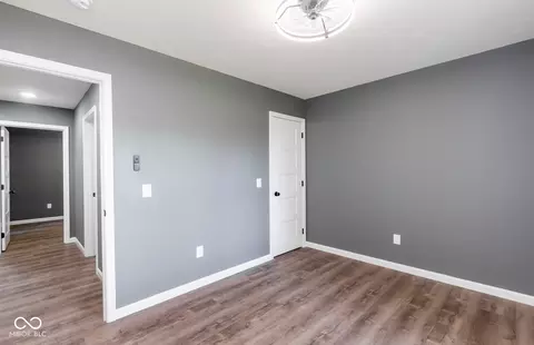 521 W Maple St, Austin, IN 47102 photo 32