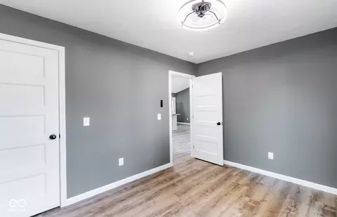 521 W Maple St, Austin, IN 47102 photo 25