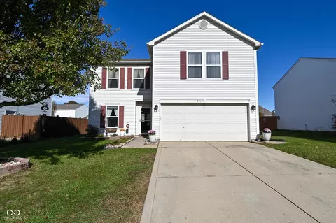 8710 Blooming Grove Dr, Camby, IN 46113