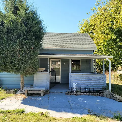 311 S Pleasant St, Milroy, IN 46156