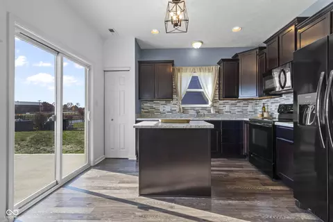 6579 Aster Dr, Pendleton, IN 46064 photo 18