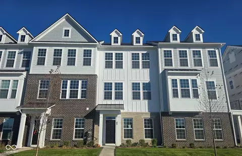 14542 Elsmere Ln, Carmel, IN 46074