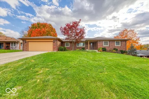 1715 Towe String Rd, Indianapolis, IN 46217