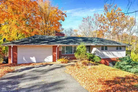 4616 Eastbourne Dr, Indianapolis, IN 46226