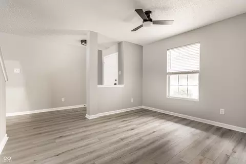 Living - 8115 S Cricket Ln, Pendleton, IN 46064 photo 1 of 10