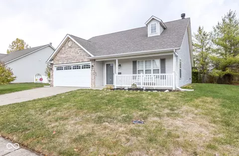 14910 Mia Dr, Carmel, IN 46033