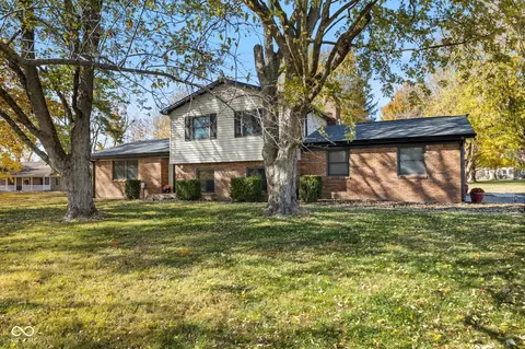 2310 Fox Dr, Franklin, IN 46131