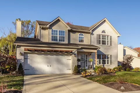 5325 Creekbend Dr, Carmel, IN 46033