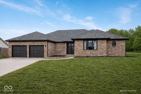 4731 Silver Springs Dr, Greenwood, IN 46142