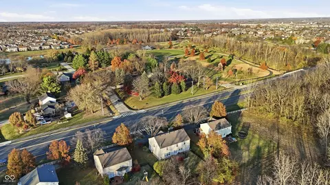 View/Area - 5989 Ashmore Ln, Carmel, IN 46033 photo 6 of 8